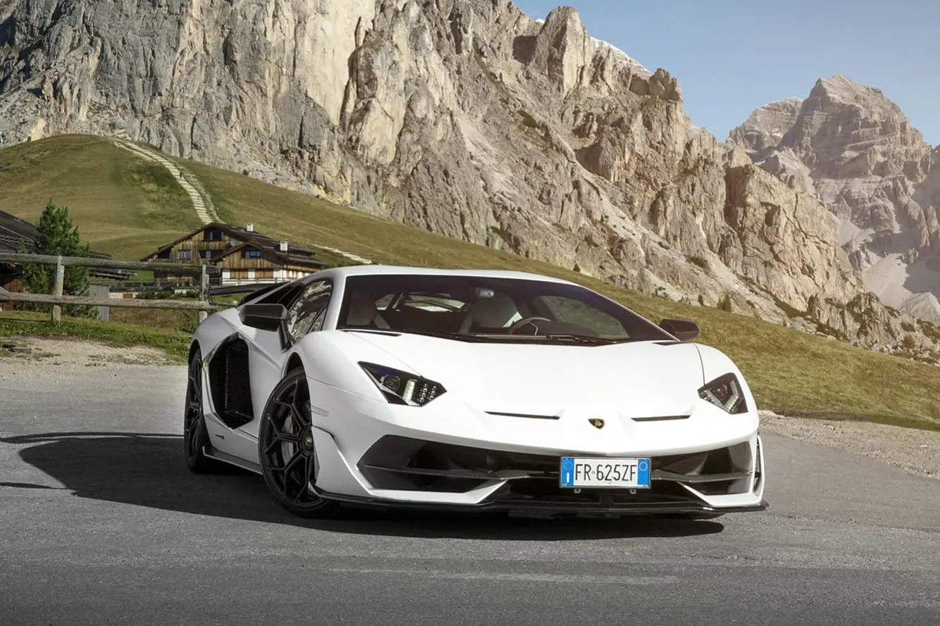 Lamborghini Aventador SVJ