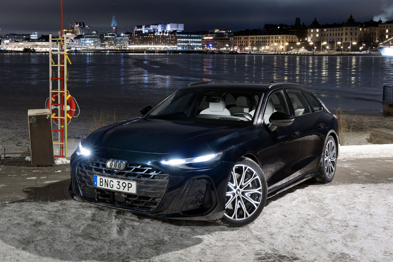 Audi A6 e-hybrid Avant: - when memories meet electrified future