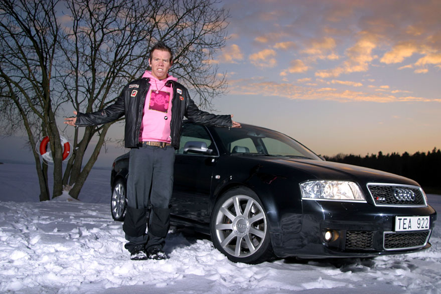 Martin Westerstrand och Audi RS 6 2003 för ett reportage till Slitz.