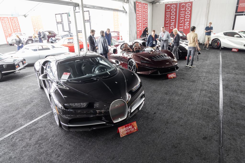 Bugatti Chiron Sport Edition Noire, och en McLaren Elva, Monterey Car Week 2026