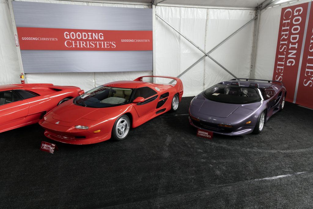 Vector Avtech WX-3 Coupé och den är den öppna Vector Avtech WX-3R Roadster, Monterey Car Week 2026